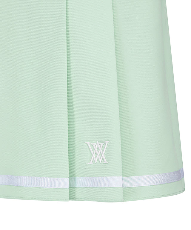 ANEW Golf Women’s Half Pleats Under Line Point Skirt – Light Green | Includes Shipping & VAT